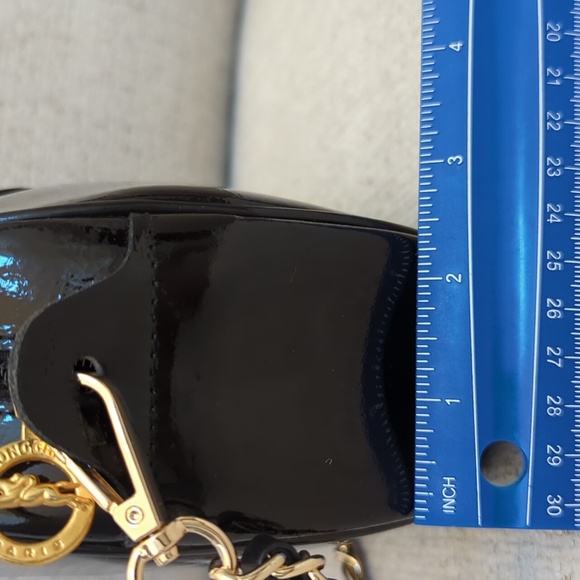Longchamp Black Patent Round Crossbody - Picture 13 of 14